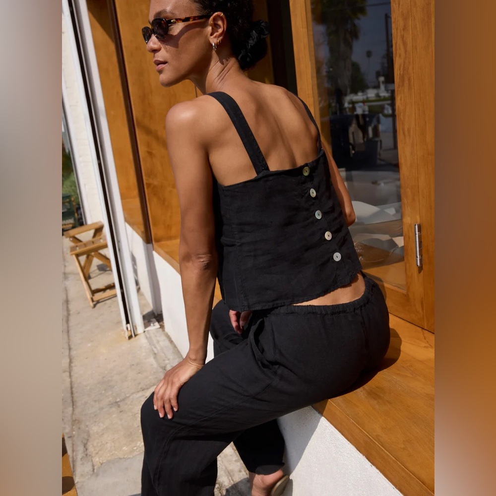 NATION LTD - Black Button-Back Linen Tank